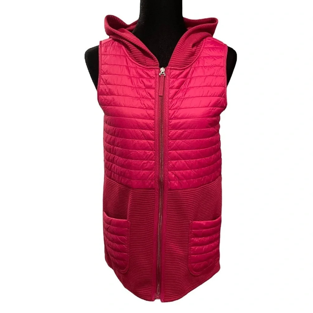 NWT Weekends by Chico’s Black Fabric-Mix Hooded Vest in Wine Berry size 0= Small